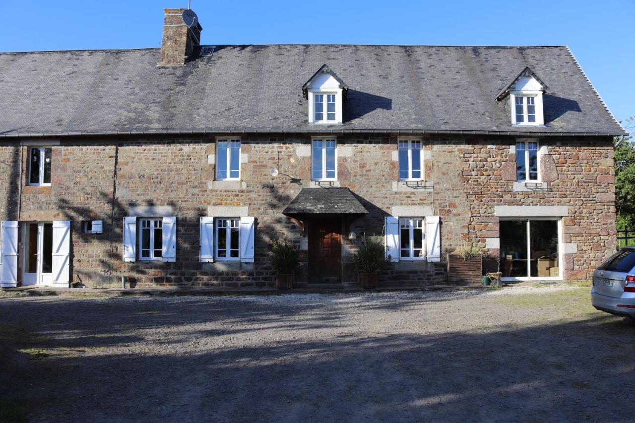 Decouverte D'Un Haras Proche Du Mont St Michel Hambye Eksteriør billede